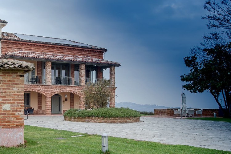 villa morneto.jpg