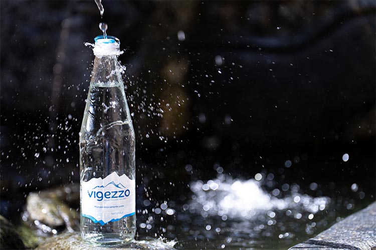 acqua-vigezzo-bottiglia.jpg