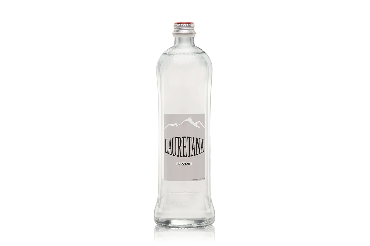 lauretana-bottiglia.jpg